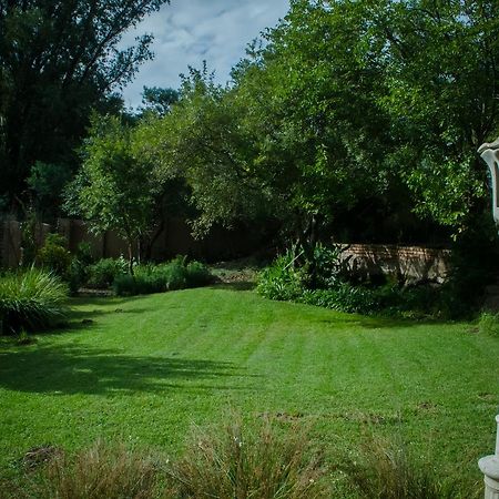 The Rivonia River Lodge Johannesbourg Extérieur photo