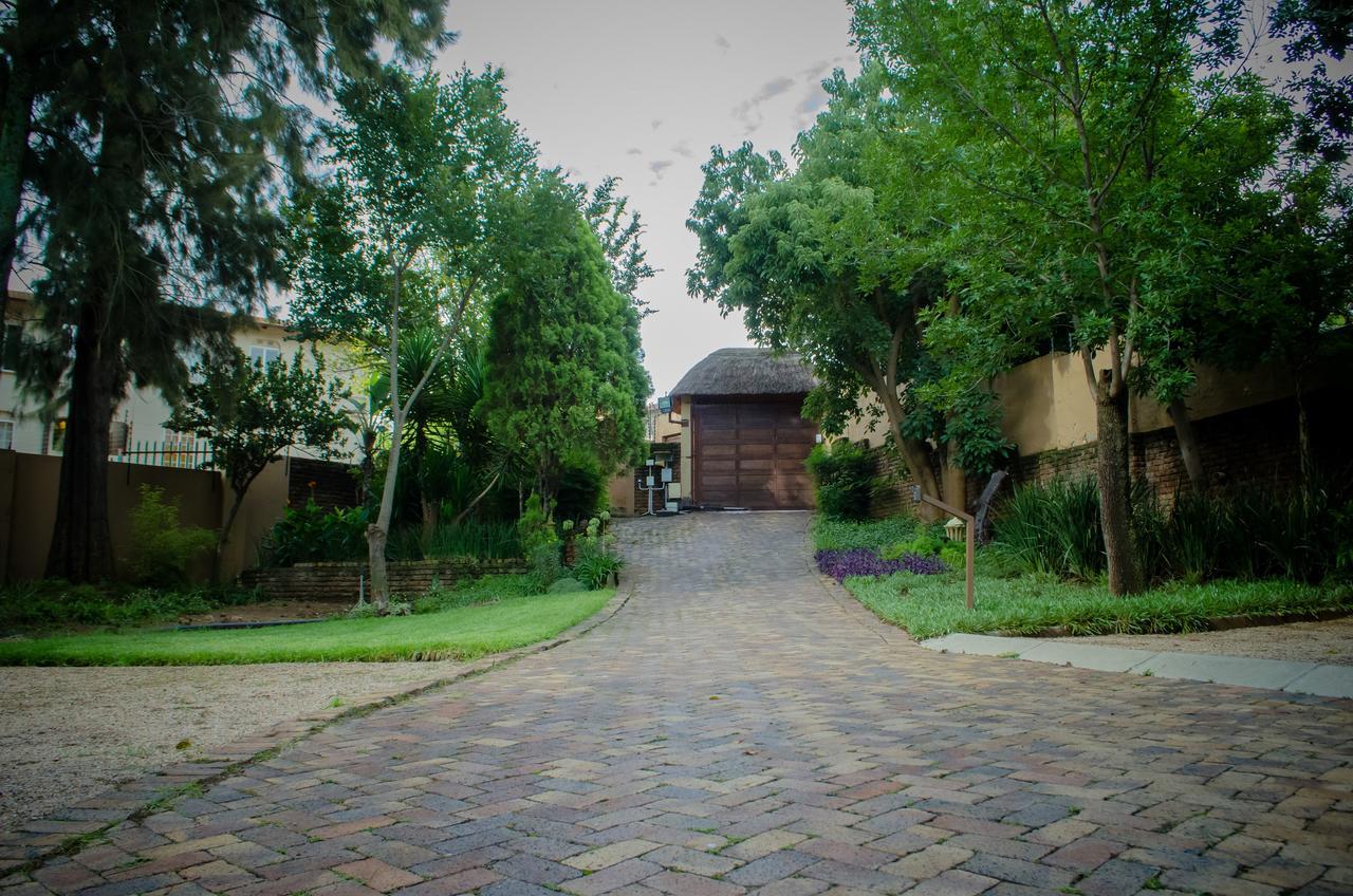 The Rivonia River Lodge Johannesbourg Extérieur photo
